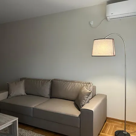 Centar & Free Parking