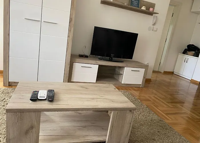 Centar & Free Parking