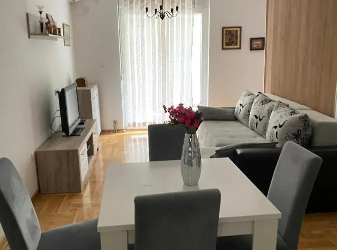 아파트 Centar & Free Parking