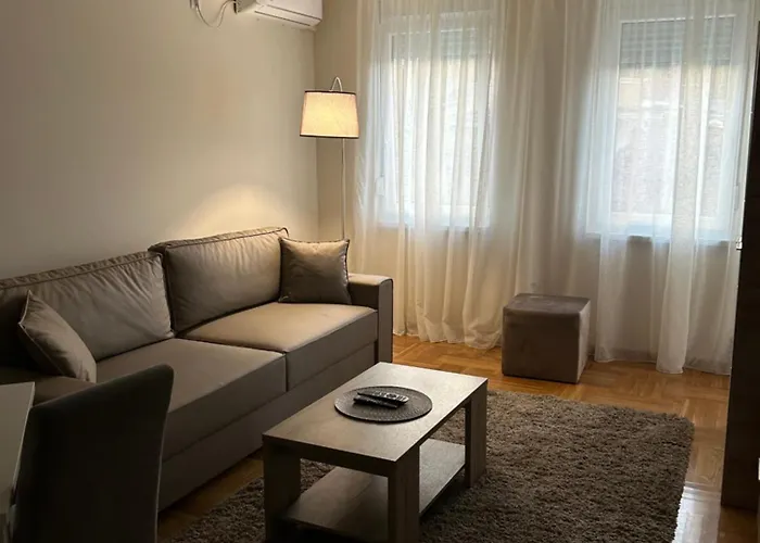 Centar & Free Parking * Vrnjačka Banja